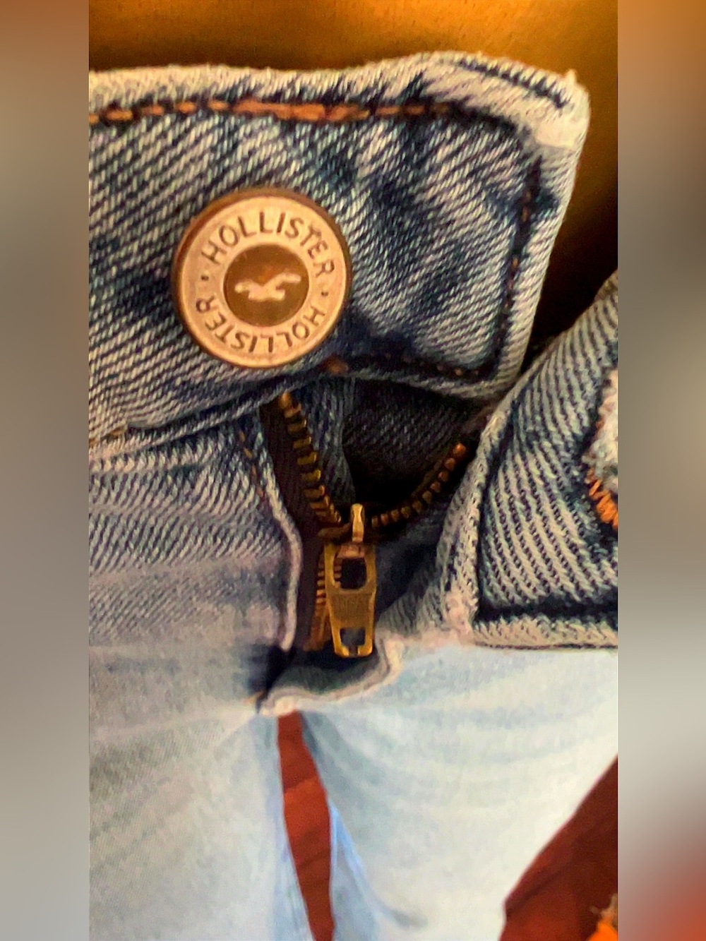 Hollister Ultra High-Rise Vintage Straight Heart Print Jeans | W29 L27